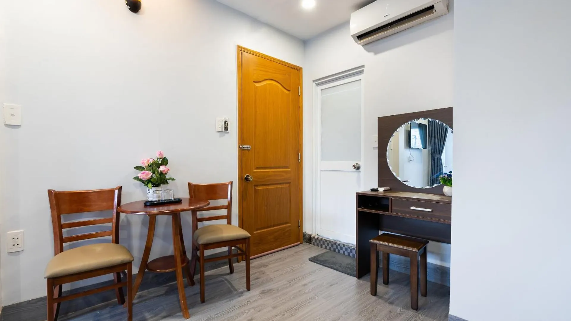Green Airport Hotel Ho Chi Minh City 3*,  Vietnam